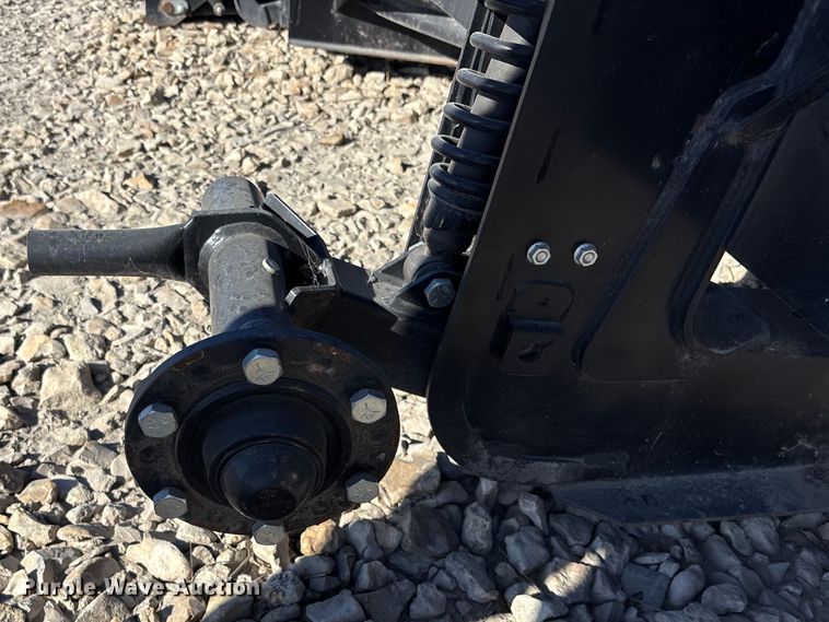 image for item DK0135 2021 MacDon FD140 flex draper head