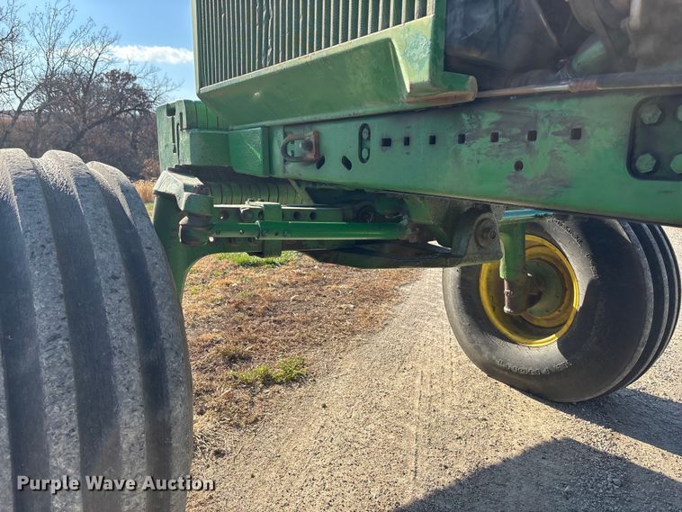 image for item DK0157 1985 John Deere 4850 tractor