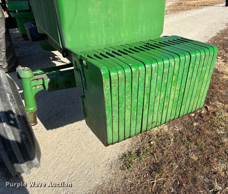 image for item DK0157 1985 John Deere 4850 tractor