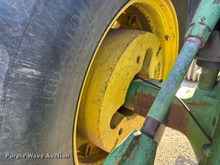 image for item DK0157 1985 John Deere 4850 tractor