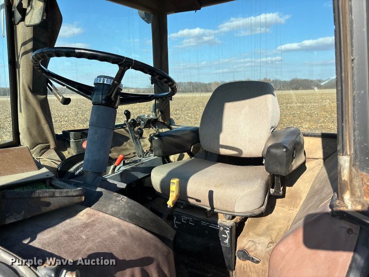 image for item DK0157 1985 John Deere 4850 tractor