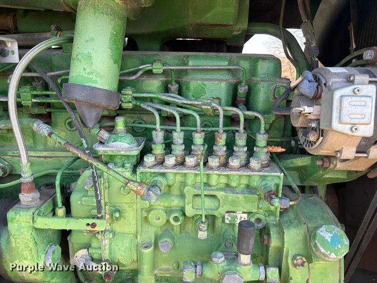 image for item DK0157 1985 John Deere 4850 tractor