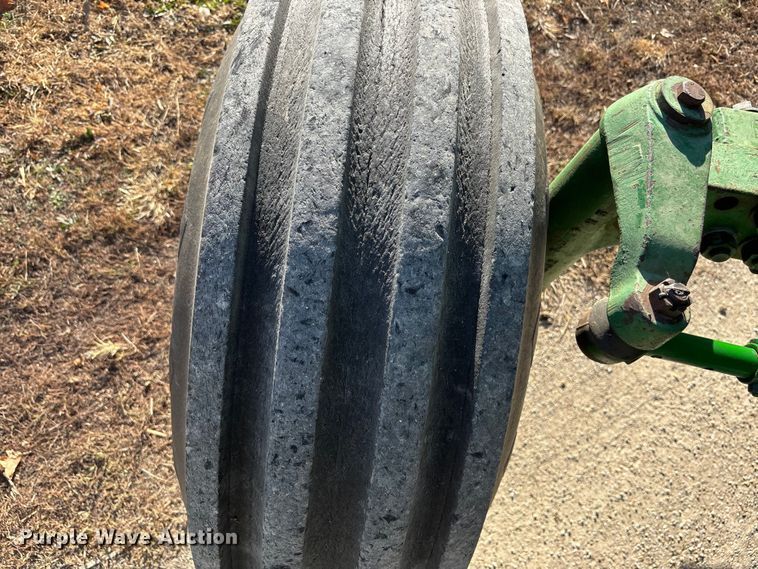 image for item DK0157 1985 John Deere 4850 tractor