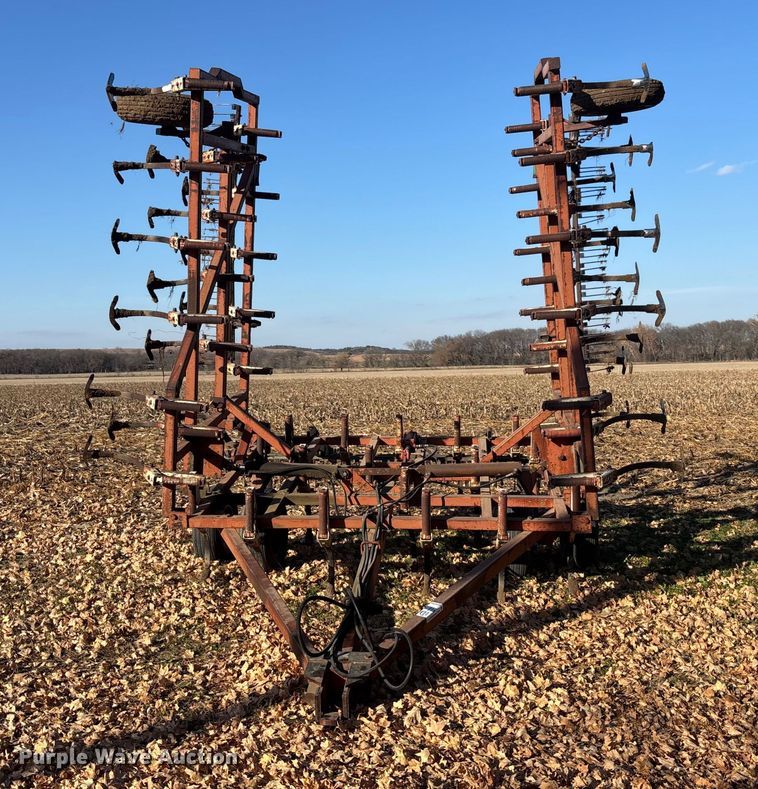 image for item DK0159 Austin 814 field cultivator