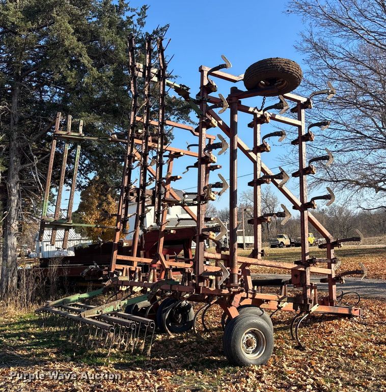 image for item DK0159 Austin 814 field cultivator