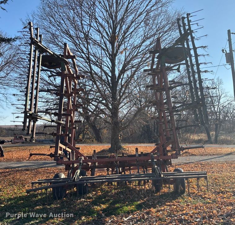 image for item DK0159 Austin 814 field cultivator