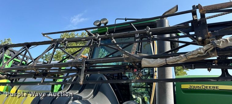 image for item DO2366 2012 John Deere 4730 sprayer