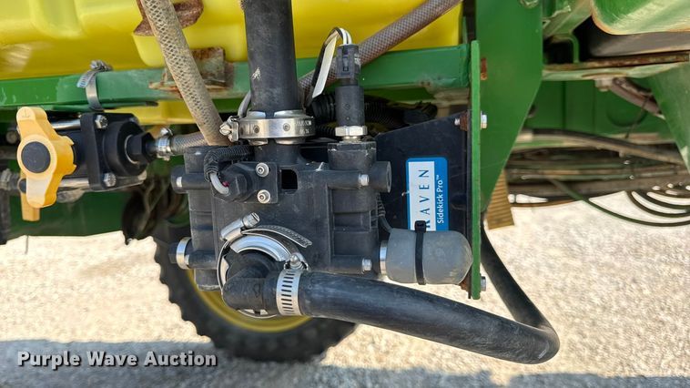 image for item DO2366 2012 John Deere 4730 sprayer