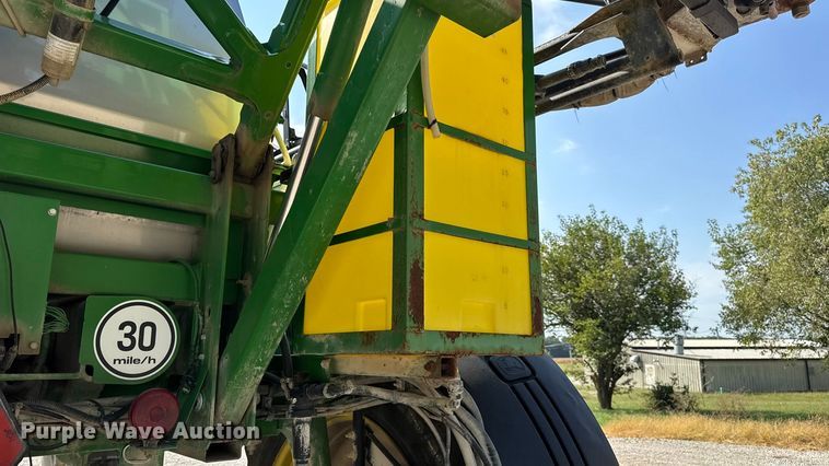 image for item DO2366 2012 John Deere 4730 sprayer