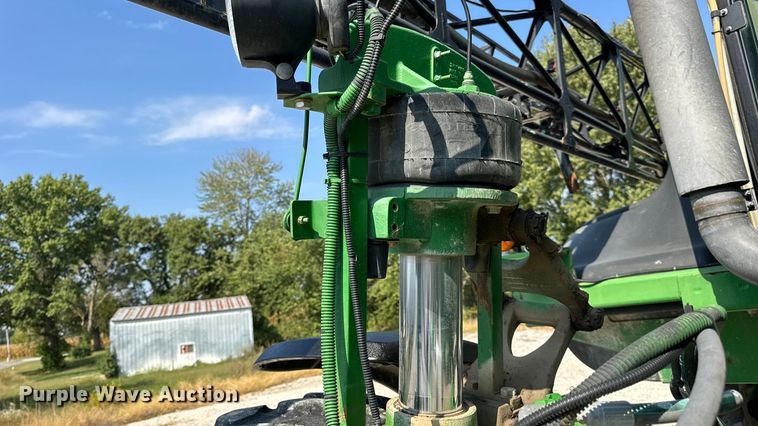 image for item DO2366 2012 John Deere 4730 sprayer