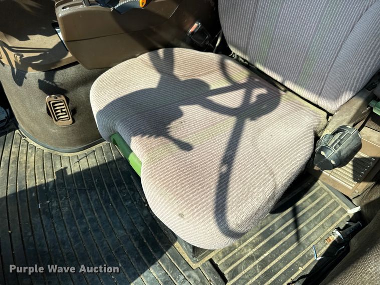 image for item DO2366 2012 John Deere 4730 sprayer