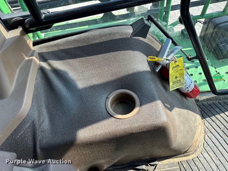 image for item DO2366 2012 John Deere 4730 sprayer