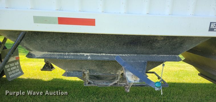 image for item DR4322 1993 Helwood grain trailer