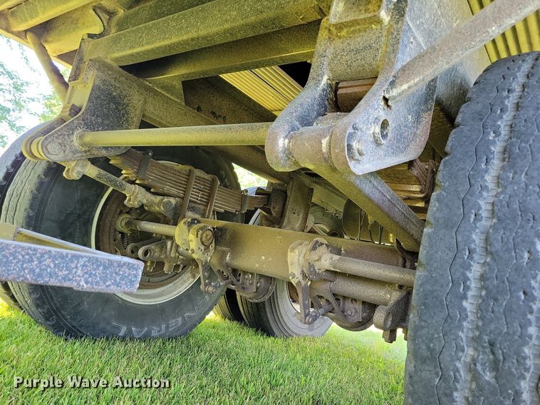 image for item DR4322 1993 Helwood grain trailer