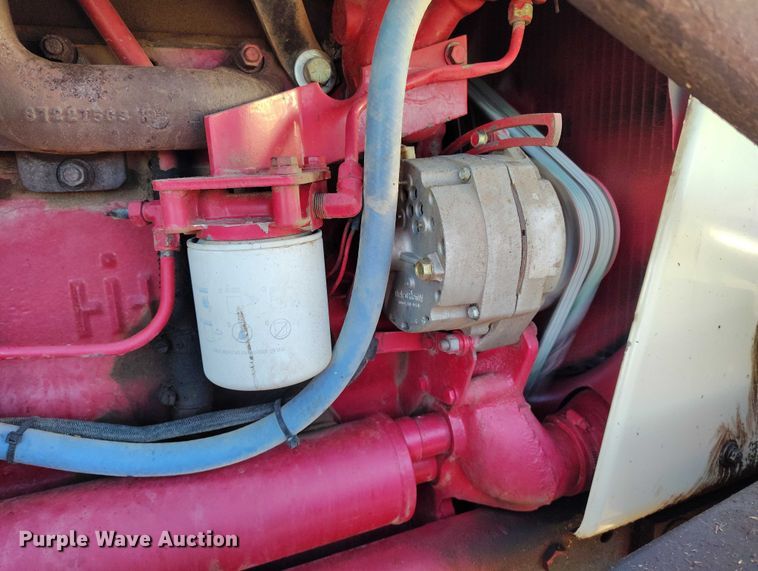 image for item DT0778 1977 International-Harvester Hydro 186 tractor