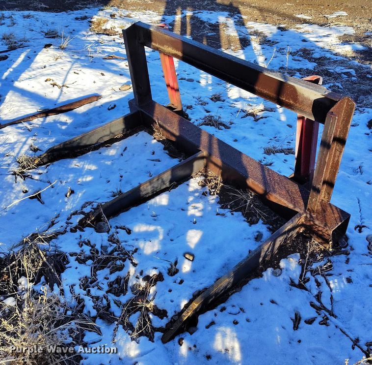 image for item DT0778 1977 International-Harvester Hydro 186 tractor