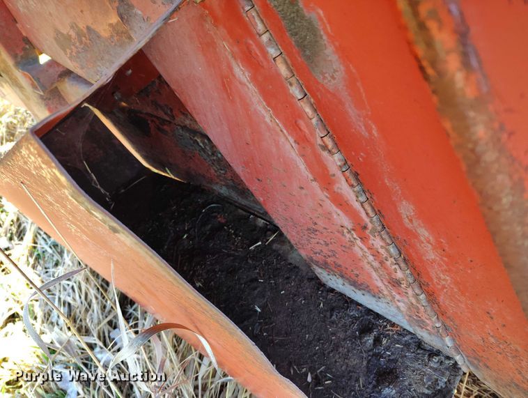 image for item DT0779 Hesston 4879 square bale processor