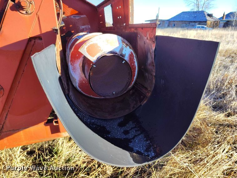 image for item DT0779 Hesston 4879 square bale processor