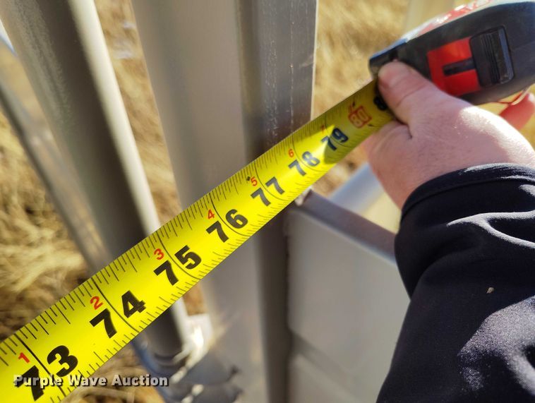 image for item DT0780 2020 Swift Built RMX24-27K livestock trailer