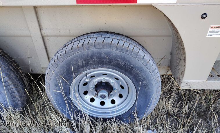 image for item DT0780 2020 Swift Built RMX24-27K livestock trailer