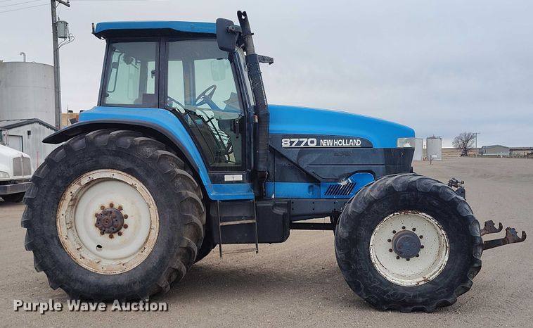 image for item DT0805 1999 New Holland 8770 MFWD tractor