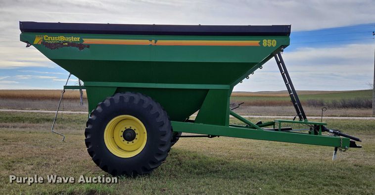 image for item DT4503 Crust Buster Speed King 850GC grain cart
