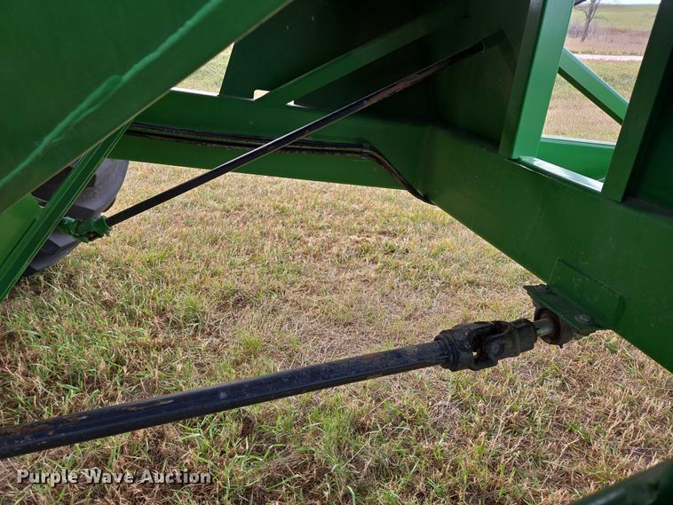 image for item DT4503 Crust Buster Speed King 850GC grain cart