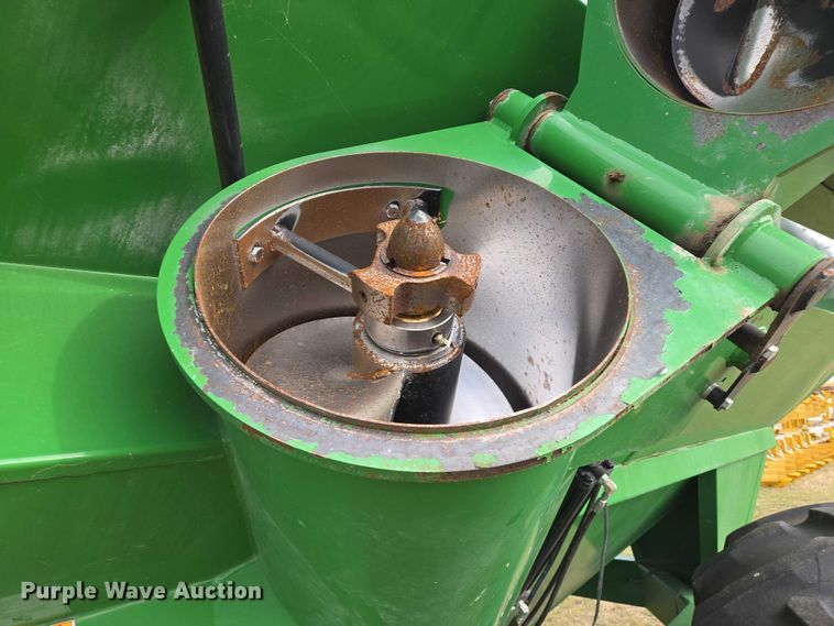 image for item DT4503 Crust Buster Speed King 850GC grain cart