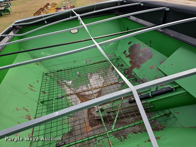 image for item DT4503 Crust Buster Speed King 850GC grain cart