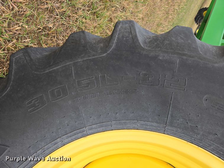 image for item DT4503 Crust Buster Speed King 850GC grain cart