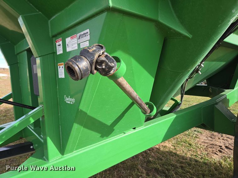 image for item DT4504 Crust Buster Speed King 850GC grain cart