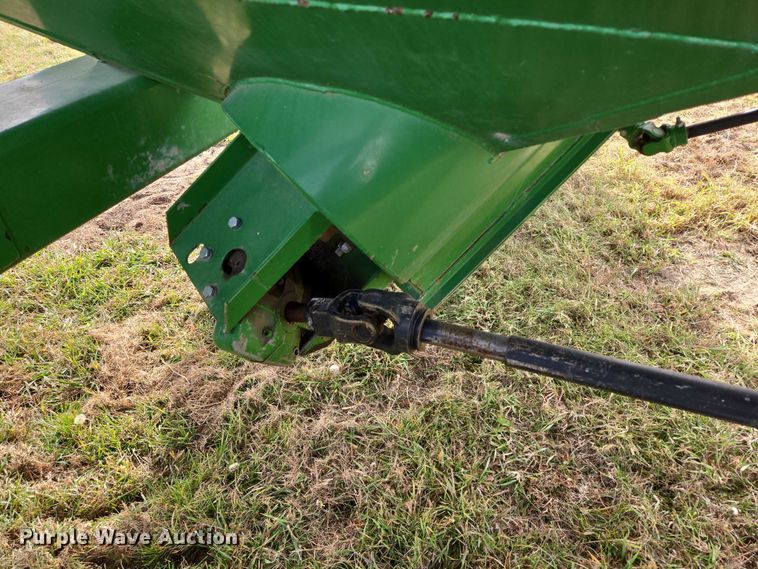 image for item DT4504 Crust Buster Speed King 850GC grain cart