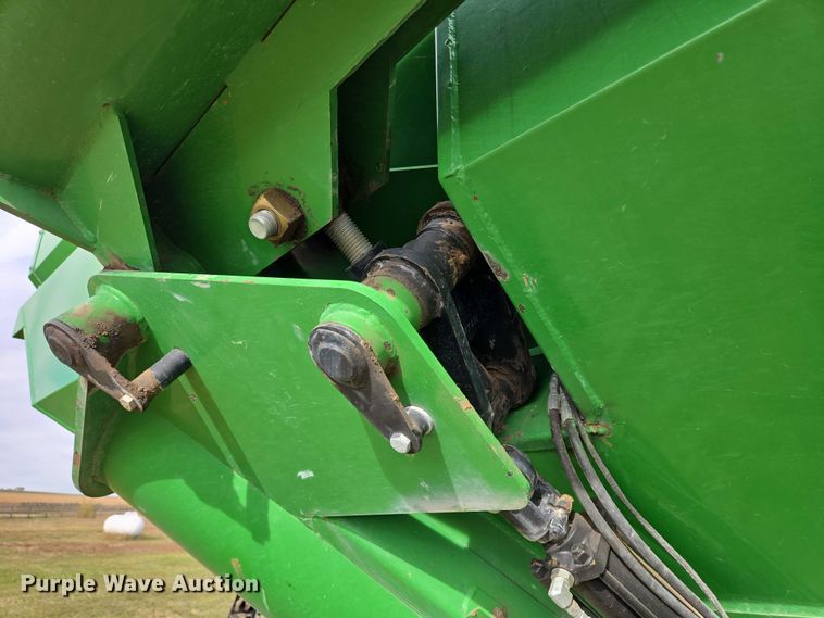 image for item DT4504 Crust Buster Speed King 850GC grain cart