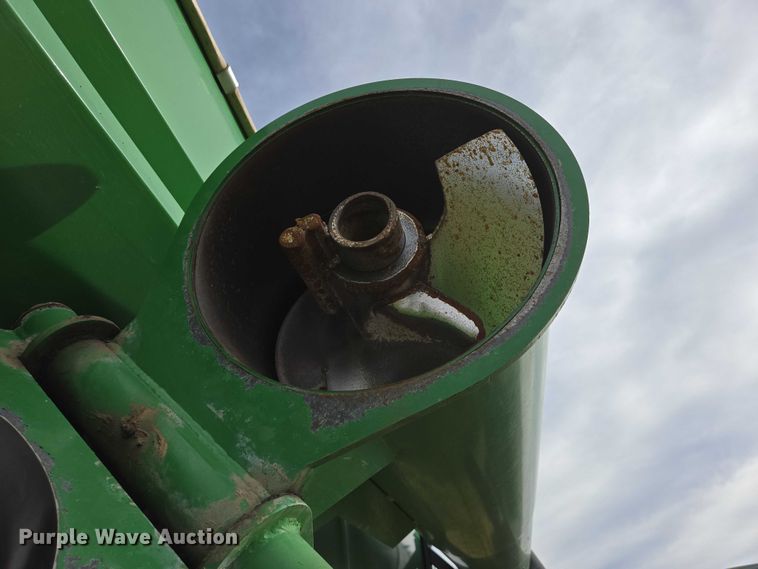 image for item DT4504 Crust Buster Speed King 850GC grain cart