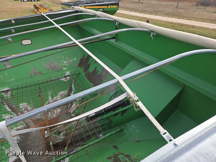 image for item DT4504 Crust Buster Speed King 850GC grain cart