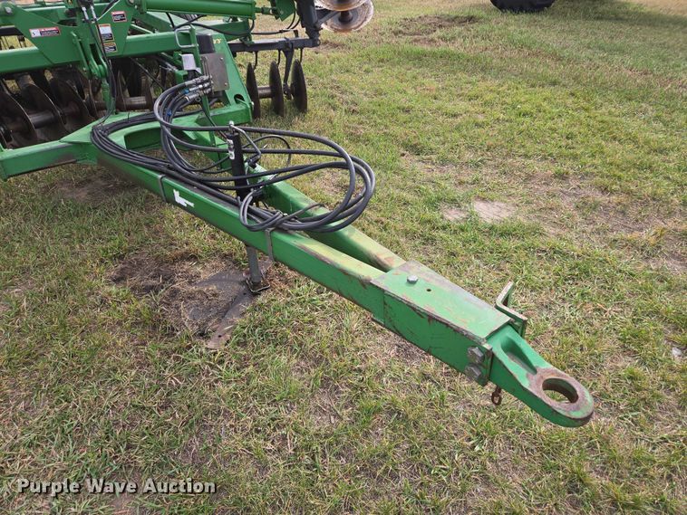 image for item DT4505 John Deere 637 tandem disk