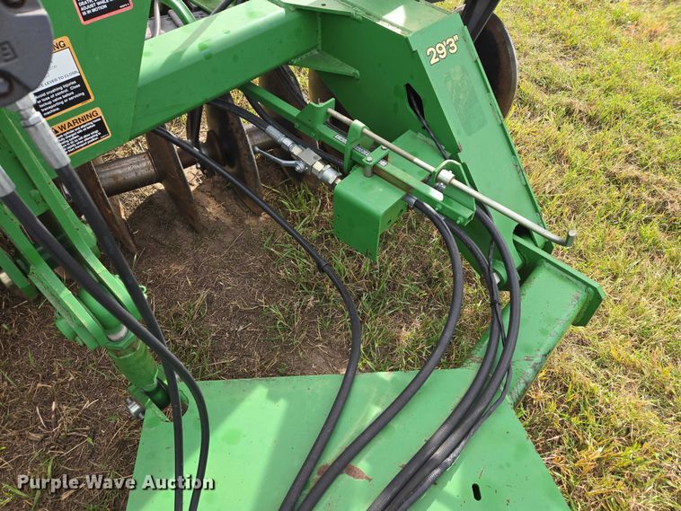 image for item DT4505 John Deere 637 tandem disk