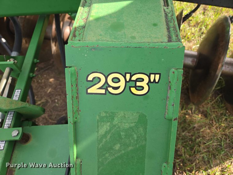 image for item DT4505 John Deere 637 tandem disk