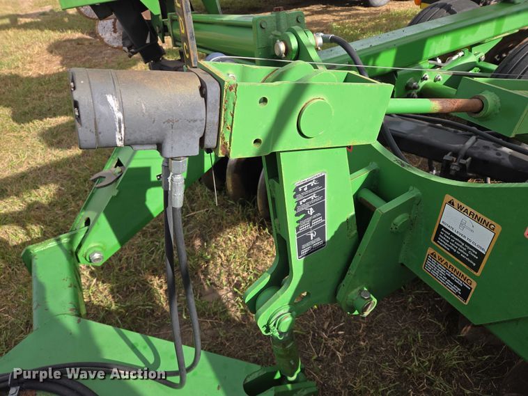 image for item DT4505 John Deere 637 tandem disk