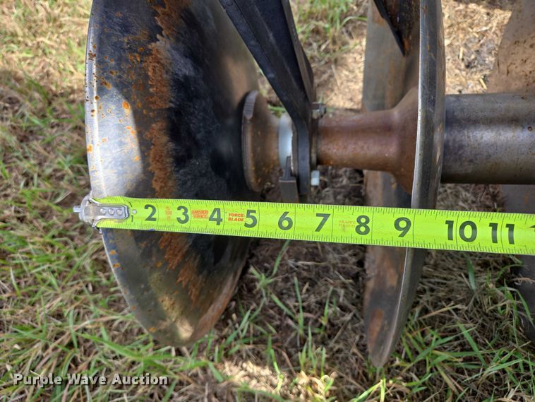 image for item DT4505 John Deere 637 tandem disk