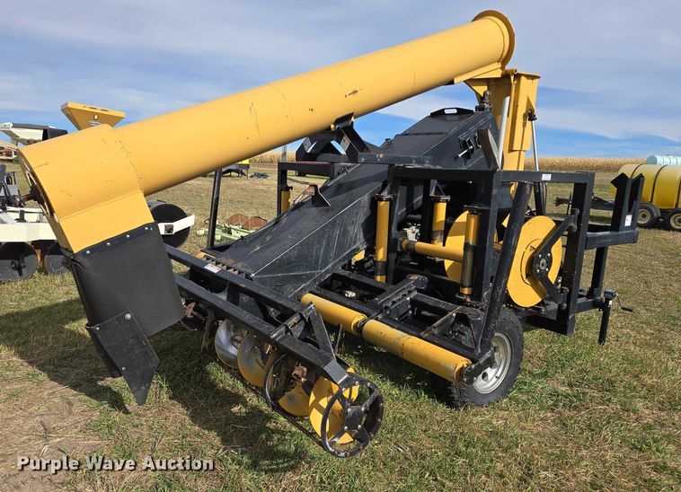 image for item DT4507 Koyker grain bag unloader