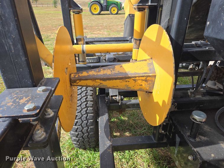 image for item DT4507 Koyker grain bag unloader