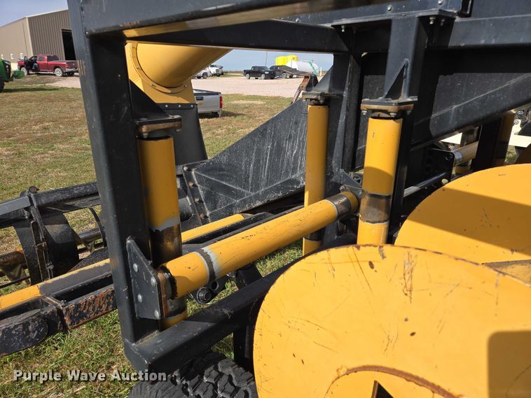 image for item DT4507 Koyker grain bag unloader