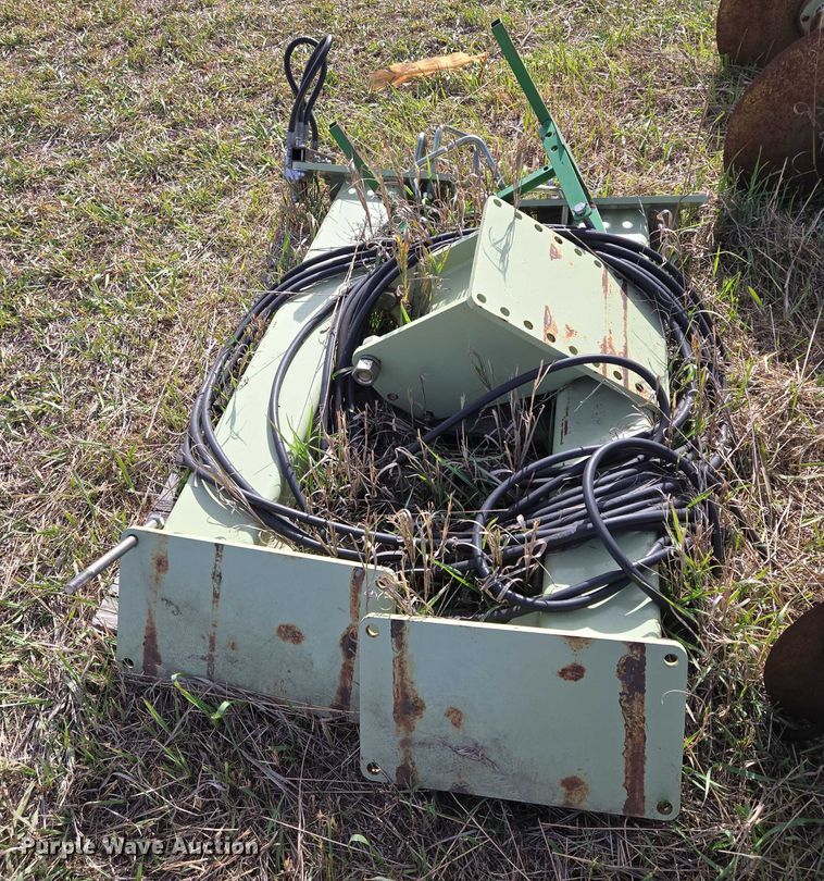 image for item DT4508 Orthman Tracker IV implement guidance system