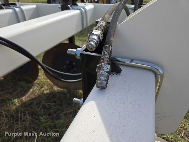 image for item DT4509 Patriot pivot track tiller