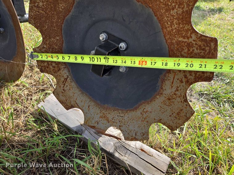 image for item DT4509 Patriot pivot track tiller