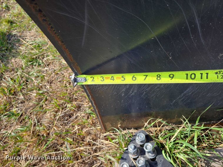 image for item DT4510 Grouser AG220 dozer blade