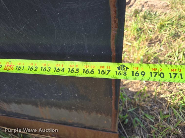 image for item DT4510 Grouser AG220 dozer blade