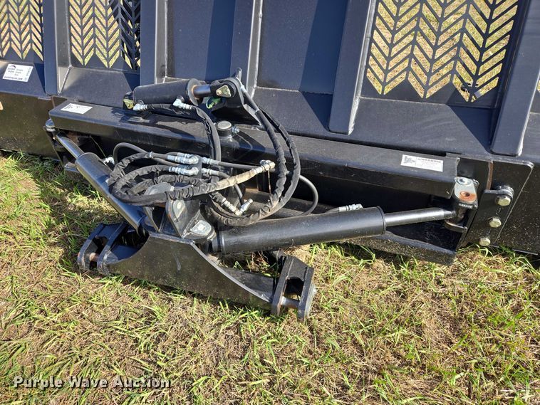 image for item DT4510 Grouser AG220 dozer blade