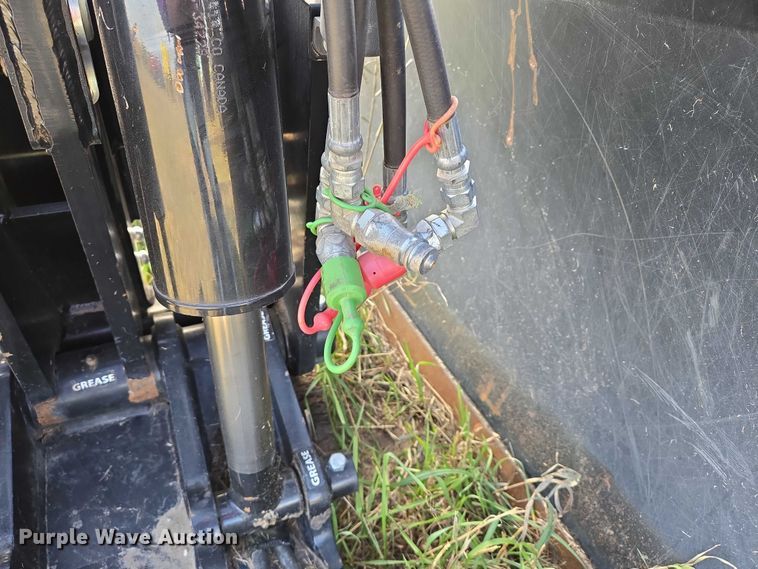 image for item DT4510 Grouser AG220 dozer blade